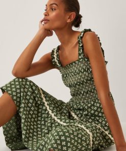 Lyndacasillas.shop08a133a739 4