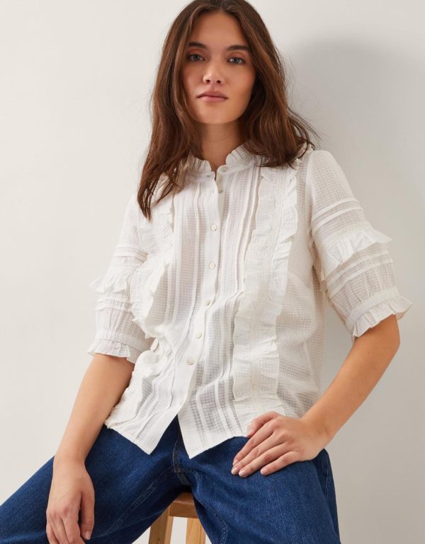 Lyndacasillas.shop0a49a635c2 1