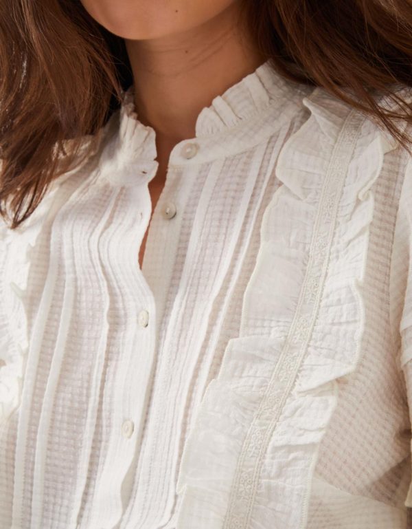 Lyndacasillas.shop0a49a635c2 2