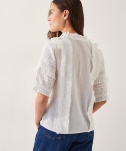 Lyndacasillas.shop0a49a635c2 4