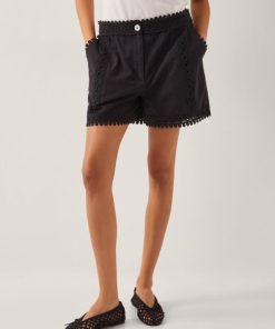 Lyndacasillas.shop0e76d5ca4c 2