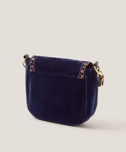 Lyndacasillas.shop2686a16f1f 2