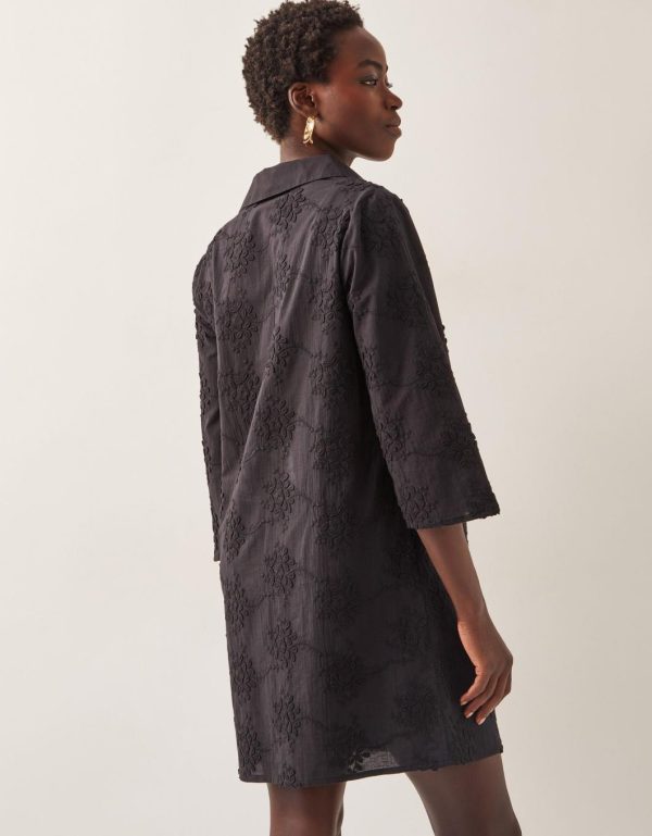 Lyndacasillas.shop55f2be5e6c 4