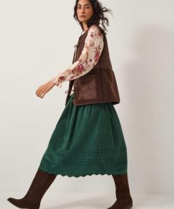 Lyndacasillas.shop6e189b9b4e 1