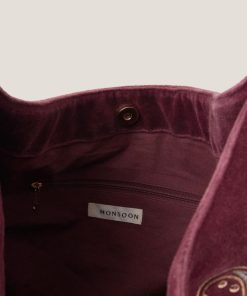 Lyndacasillas.shop8fd40c0d23 4