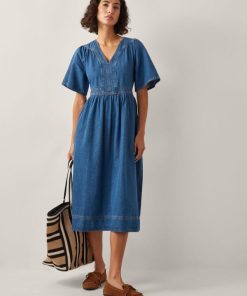 Lyndacasillas.shop8fe23bb380 1