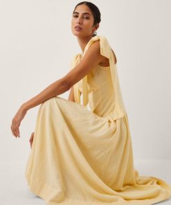 Lyndacasillas.shop9050009acd 1