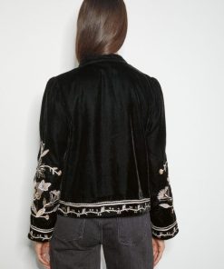 Lyndacasillas.shopb5cd768b7c 3