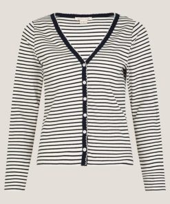 Lyndacasillas.shopb7fc4f1666 4