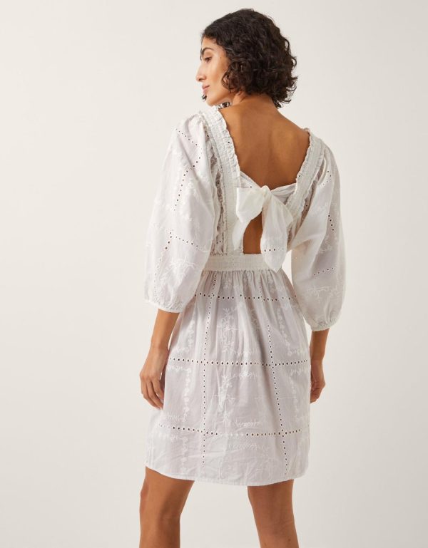 Lyndacasillas.shopb97c6f5f55 3