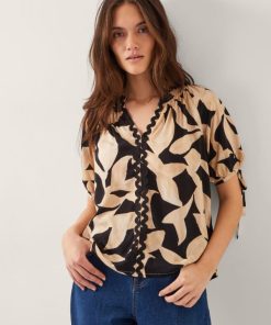 Lyndacasillas.shopc165a58277 1