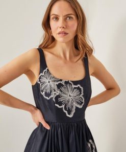 Lyndacasillas.shopf0d379f64e 2